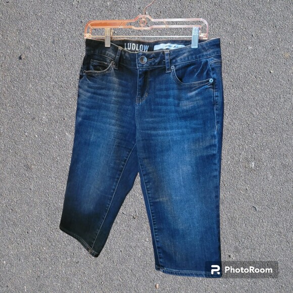 Dkny Denim - DKNY Jeans Ludlow Capri  Women's Size 8 (G17)